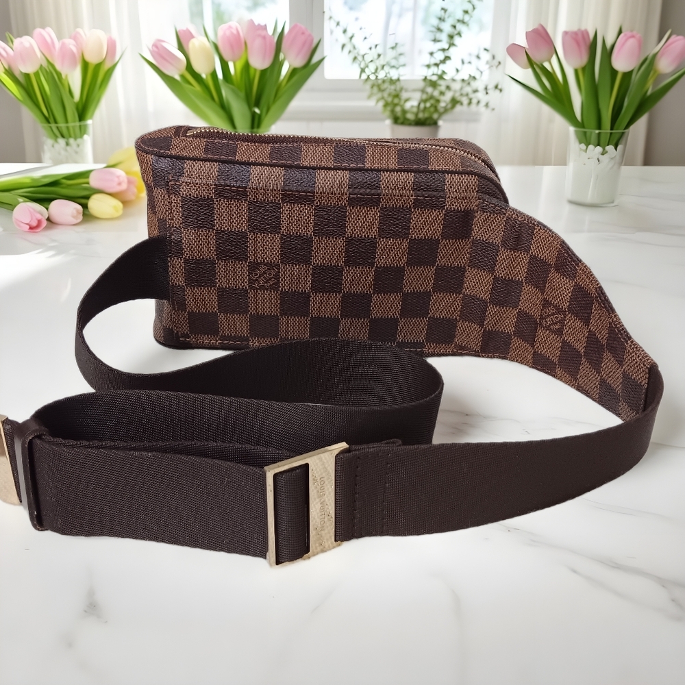 Louis Vuitton EUC ✨ Damier Ebene Geronimos Belt Crossbody Bag Bumbag W/BOX - Picture 10 of 16